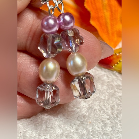 🌸fresh water pearl and flower Swarovski earrings-classics! Pale purples - Picture 2 of 8